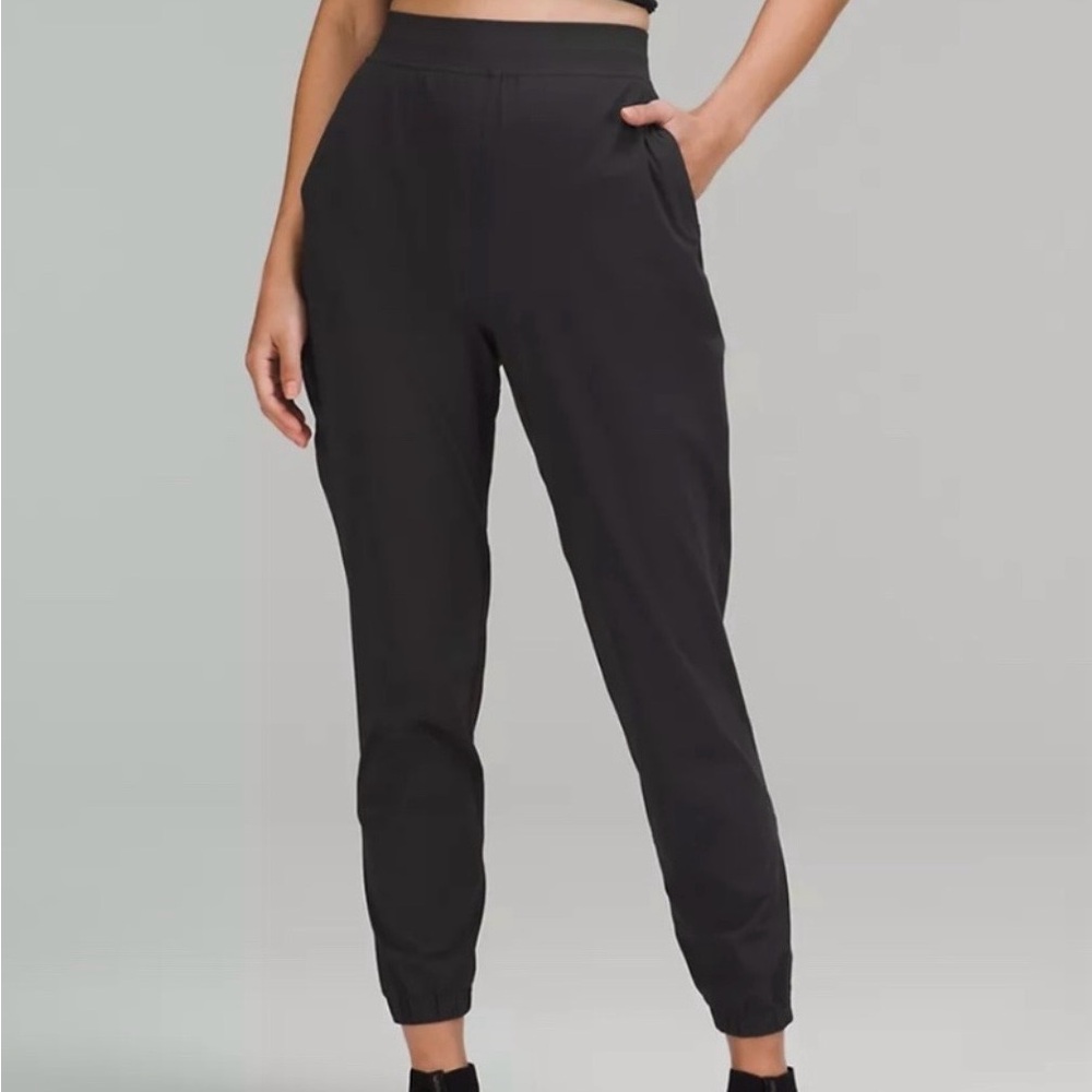 lululemon athletica adapted state high-rise Joggers, graphite grey, size 4